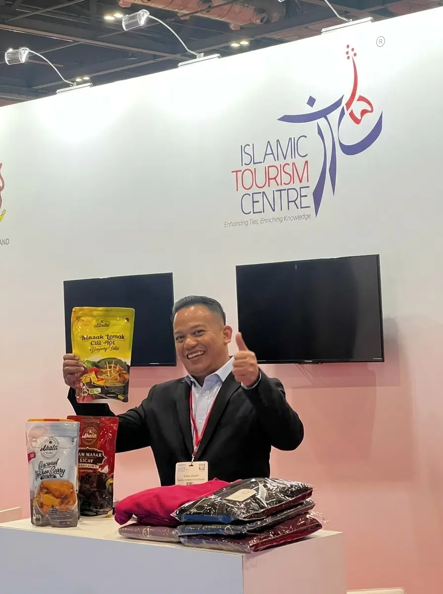 Halal Food London 2024 · Gambar 1